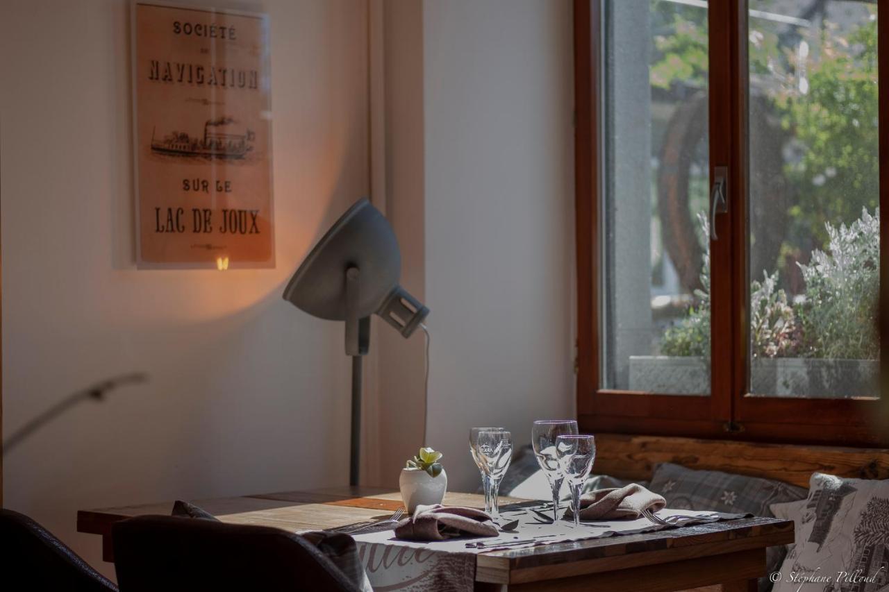 Hotel De La Truite & Spa Le Petit Nautilus Le Pont ภายนอก รูปภาพ